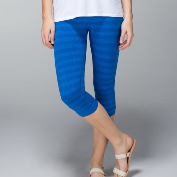 Lululemon In The Flow Crop II Striped Legging - Picture 11 of 15